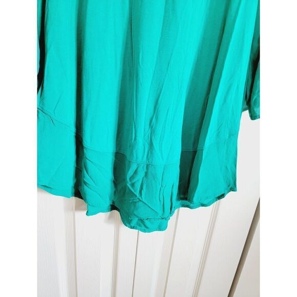 Chico's 2 Green Back Keyhole & Rear Tie Top Size Large LS Round Neck Tunic - Picture 4 of 6